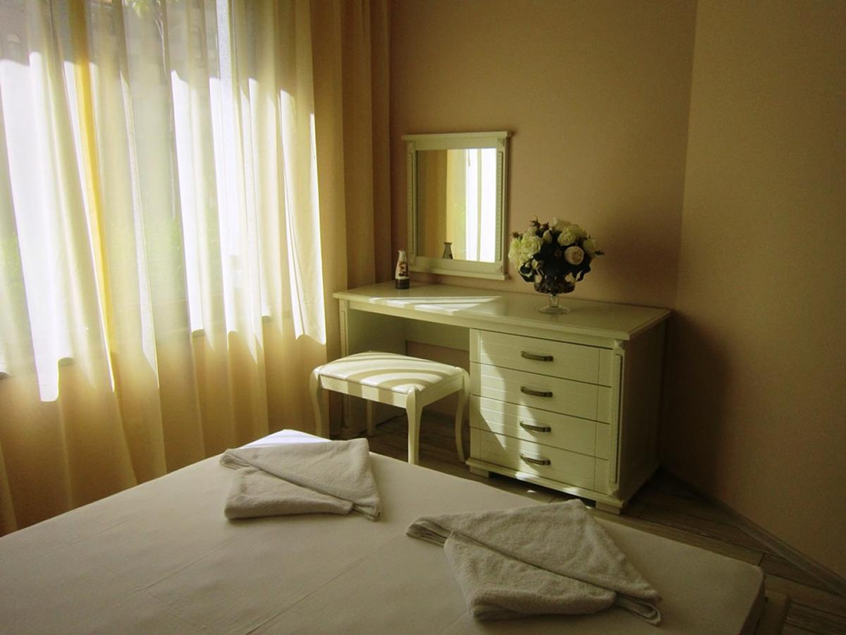 Aparthotel Artur Sveti Vlas Exteriör bild